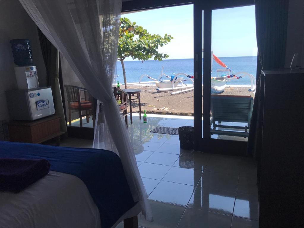 Tambun Sari Beach Homestay Amed Exteriér fotografie